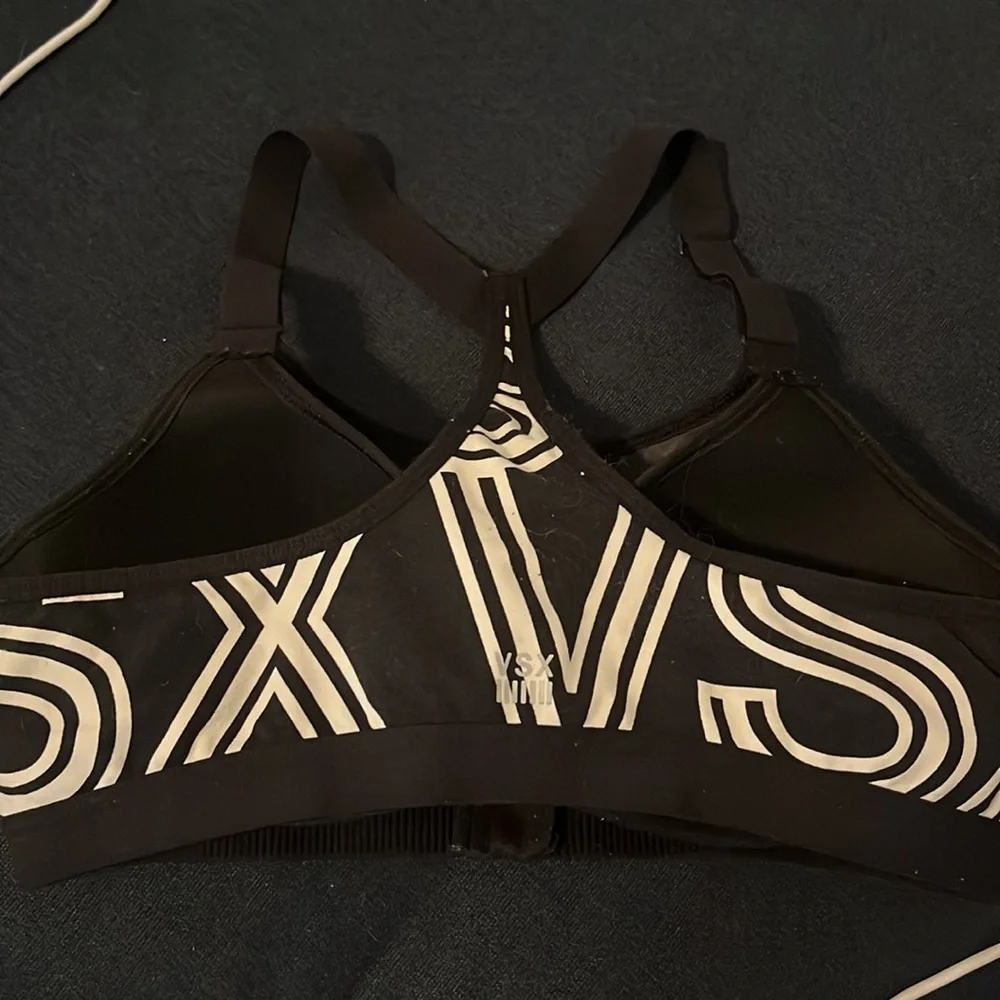 VSX sports bra 36B - Picture 4 of 7